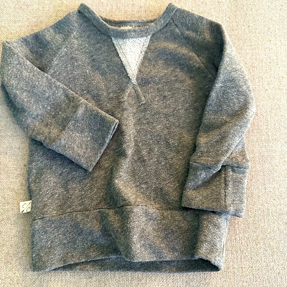 Childhoods clothing 6/12 m sweatshirt